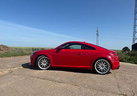 Audi TT Coupe