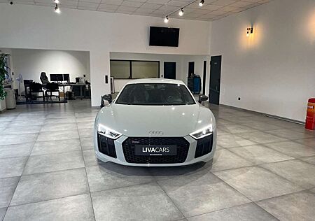 Audi R8 Coupe 5.2 FSI quattro plus / CARBON