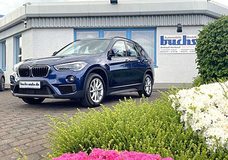BMW X1 xDrive 25i Advantage Automatik AHK Pano LED