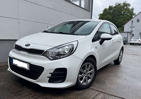 Kia Rio 1.1 CRDi 1.Hand Vollausstattung Scheckheft