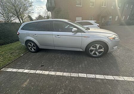 Ford Mondeo Turnier 2.0 TDCi Aut. Titanium