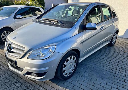 Mercedes-Benz B 180 CDI (245.207)