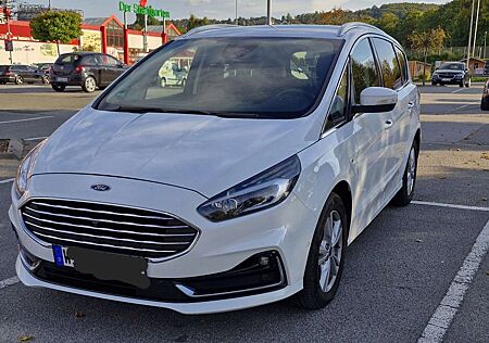 Ford S-Max Titanium AHK STH RFK unfallfrei