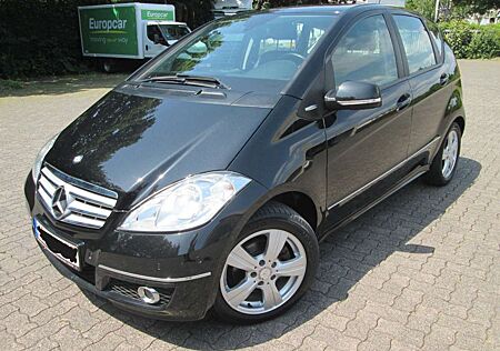Mercedes-Benz A 180 AVANTGARDE ,Automatik,AHK,PDC ,Scheckheft