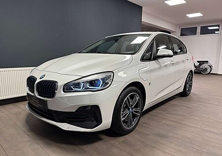 BMW 225 xe Sport Line/LED/NAVI/PDC/T-LEDER/ALLRAD