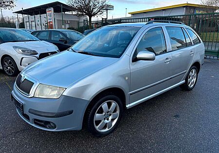Skoda Fabia Combi Elegance /Klima/Radio/PDC/ALU