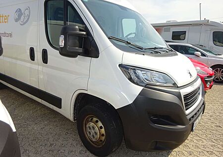 Peugeot Boxer 335 L3H2 Premium BlueHDi 130/Klima/1-Hand