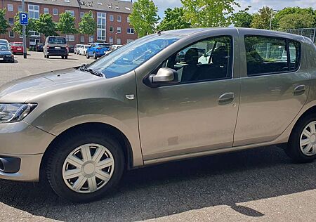 Dacia Sandero 1.2 Klima 5-türig Tüv 05/2026