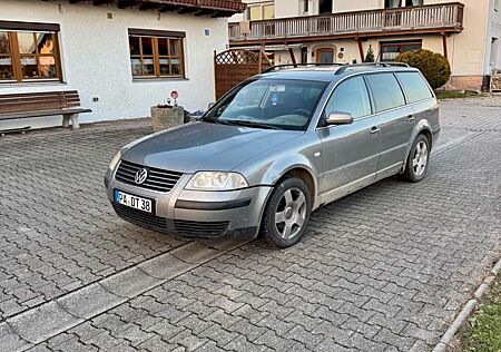 VW Passat Variant Volkswagen Trendline