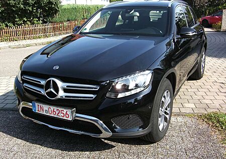 Mercedes-Benz GLC 250 4Matic Navi PDC Sitzheizung el. Heckklappe