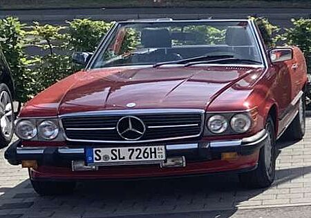 Mercedes-Benz SL 560 Cabrio