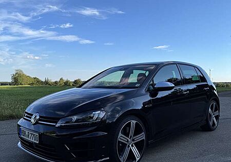 VW Golf R Volkswagen R BMT 4Motion