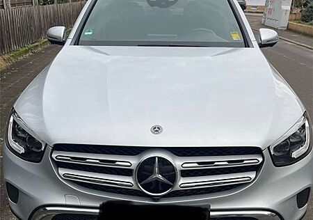 Mercedes-Benz GLC 220 d 4Matic 9G-TRONIC