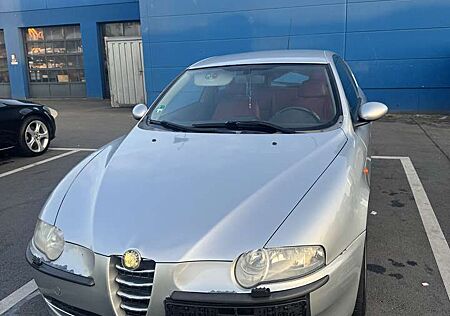 Alfa Romeo 147 2.0 Twin Spark Selespeed Distinctive
