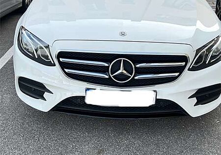 Mercedes-Benz E 220 d 9G-TRONIC AMG Line