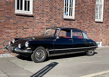 Citroën DS Citroen 21 Pallas *** original und unrestauriert