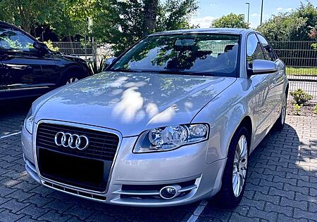 Audi A4 1.6
