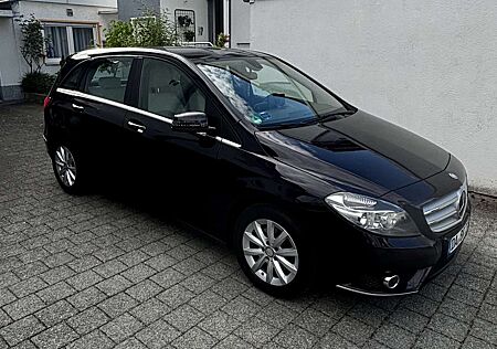 Mercedes-Benz B 200 (246.243)