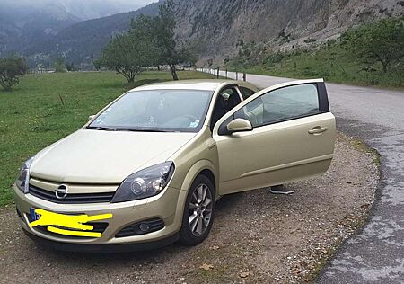 Opel Astra GTC Turbo