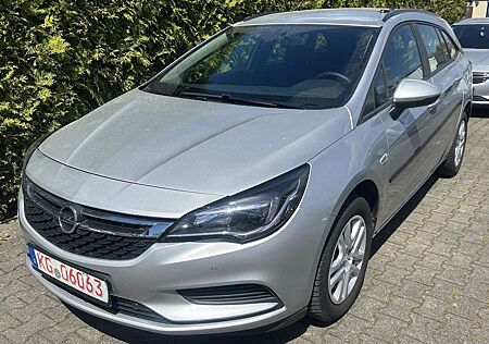 Opel Astra K 1.4 Turbo CNG Edition Benzin Erdgas 1. Hand Navi