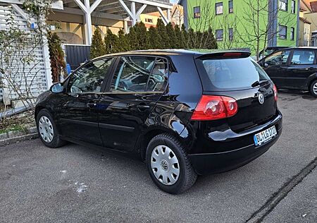 VW Golf Volkswagen Trendline
