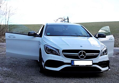 Mercedes-Benz CLA 45 AMG CLA 4Matic Speedshift DCT 7G