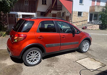 Suzuki SX4 2.0 DDiS 4x4 Style Allrad, Navi, SHZ, AHK, Alu