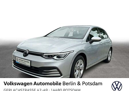 VW Golf Volkswagen VIII 1.5 eTSI Life DSG LED Navi PDC SHZ