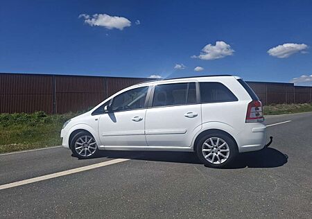 Opel Zafira 2.2 Automatik Selection 110 Jahre
