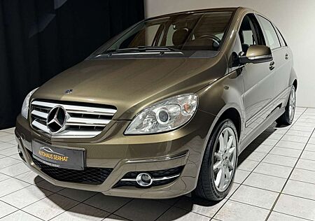 Mercedes-Benz B 200 Sport *T.LEDER*MFL*17-ZOLL*1.HAND*