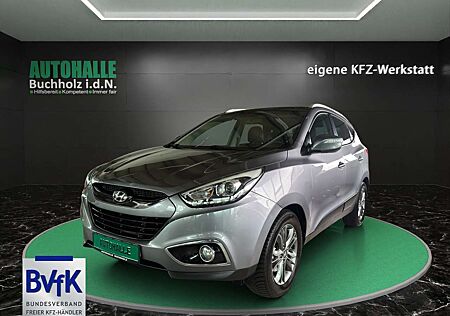 Hyundai ix35 ~LEDER~NAVI~R-KAMERA~AHK~ALLWETTERREIFEN~STH~PANO~