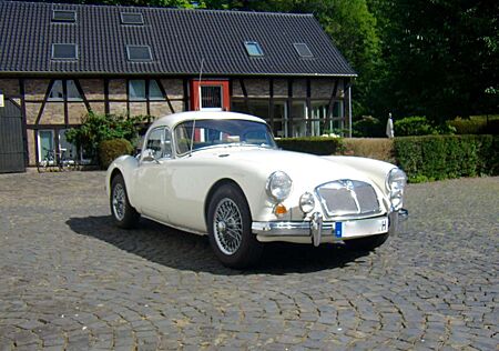 MG MGA 1600 Coupe MK 1 Bj. 11.1959