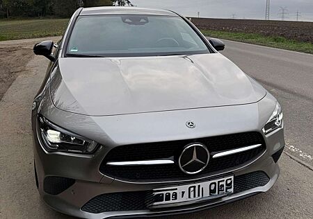 Mercedes-Benz CLA 250 4Matic Shooting Brake Garantie/Pano/STHZ