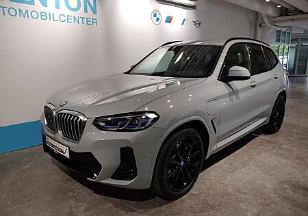 BMW X3 xDrive30e M-Sportpaket/HuD/AHK/Laserlicht/20"