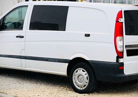 Mercedes-Benz Vito 111 CDI 111 CDI Lang mit 4 Winterreifen