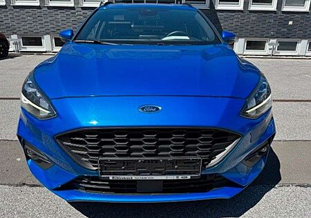 Ford Focus Turnier ST-Line X