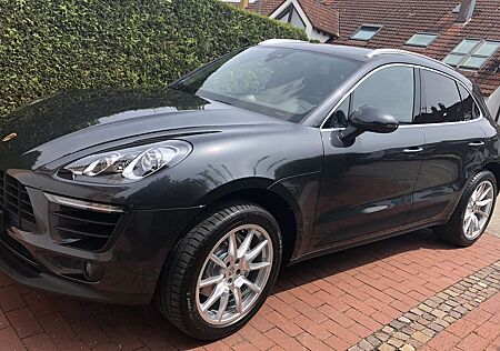 Porsche Macan S PDK