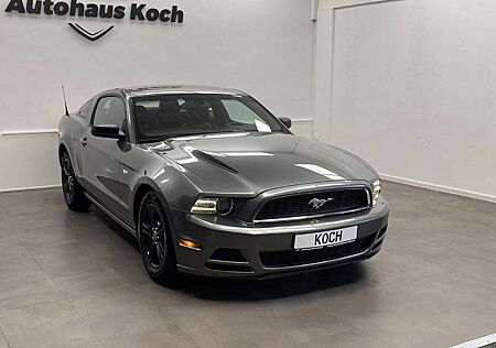 Ford Mustang 3.7 COUPÉ **NUR 64 TKM - TOP ZUSTAND!**