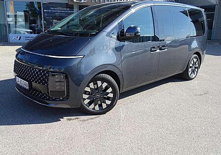 Hyundai Staria 2.2 CRDi 8DCT 4WD 7-Sitzer SIGNATURE
