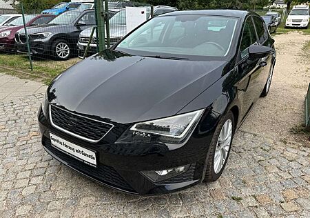 Seat Leon FR Led Navi Tempomat PDC V+H Allwetterreife