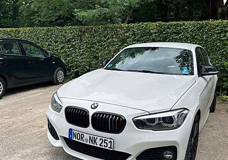 BMW 120i 120 Sport-Aut. Sport Line