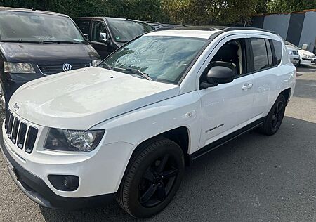 Jeep Compass Limited 4x2 KLIMA NAVI LEDER SCHIEBEDACH ALU