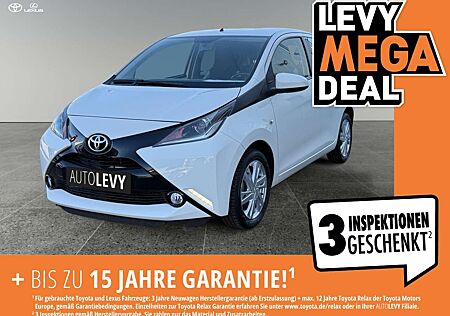 Toyota Aygo 1.0 x-play Team D +Allwetter+Rückfahrkamera+