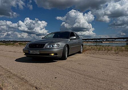 Opel Omega 3.2 V6 Executive