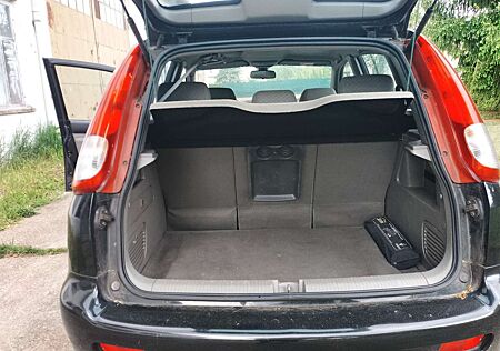 Chevrolet Rezzo 2.0 CDX