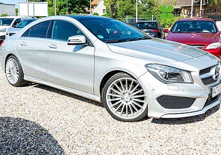 Mercedes-Benz CLA 180 *2xAMG*PANO*