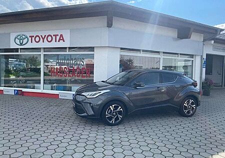 Toyota C-HR 2,0 Hybrid Team D