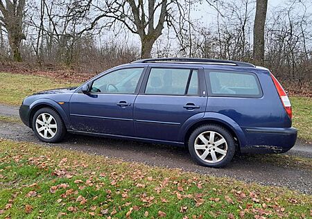 Ford Mondeo 2.0 Turnier Ghia