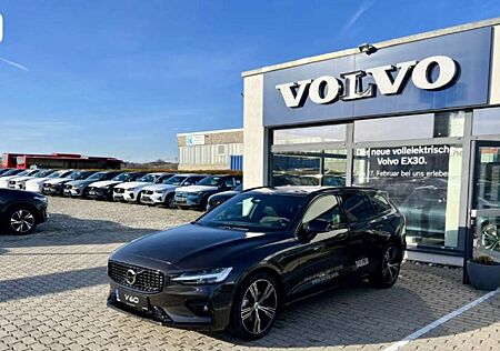 Volvo V60 B4Plus Dark/Standheizung