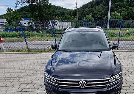 VW Tiguan Allspace Volkswagen 2.0 TDI 4Motion DSG Highline